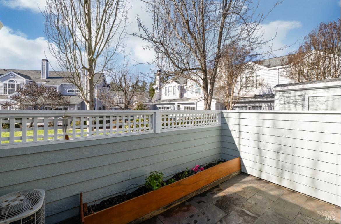 605 Laurel Grove Circle Santa Rosa CA 95407