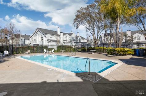 605 Laurel Grove Circle Santa Rosa CA 95407