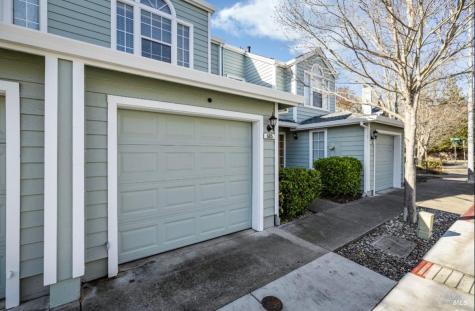 605 Laurel Grove Circle Santa Rosa CA 95407