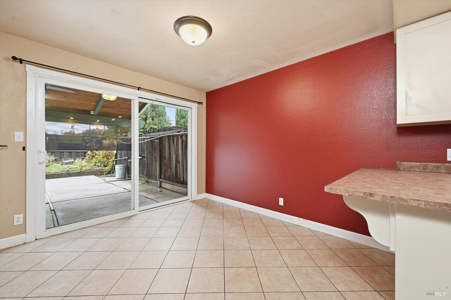 1633 Montana Vista Street Lakeport CA 95453