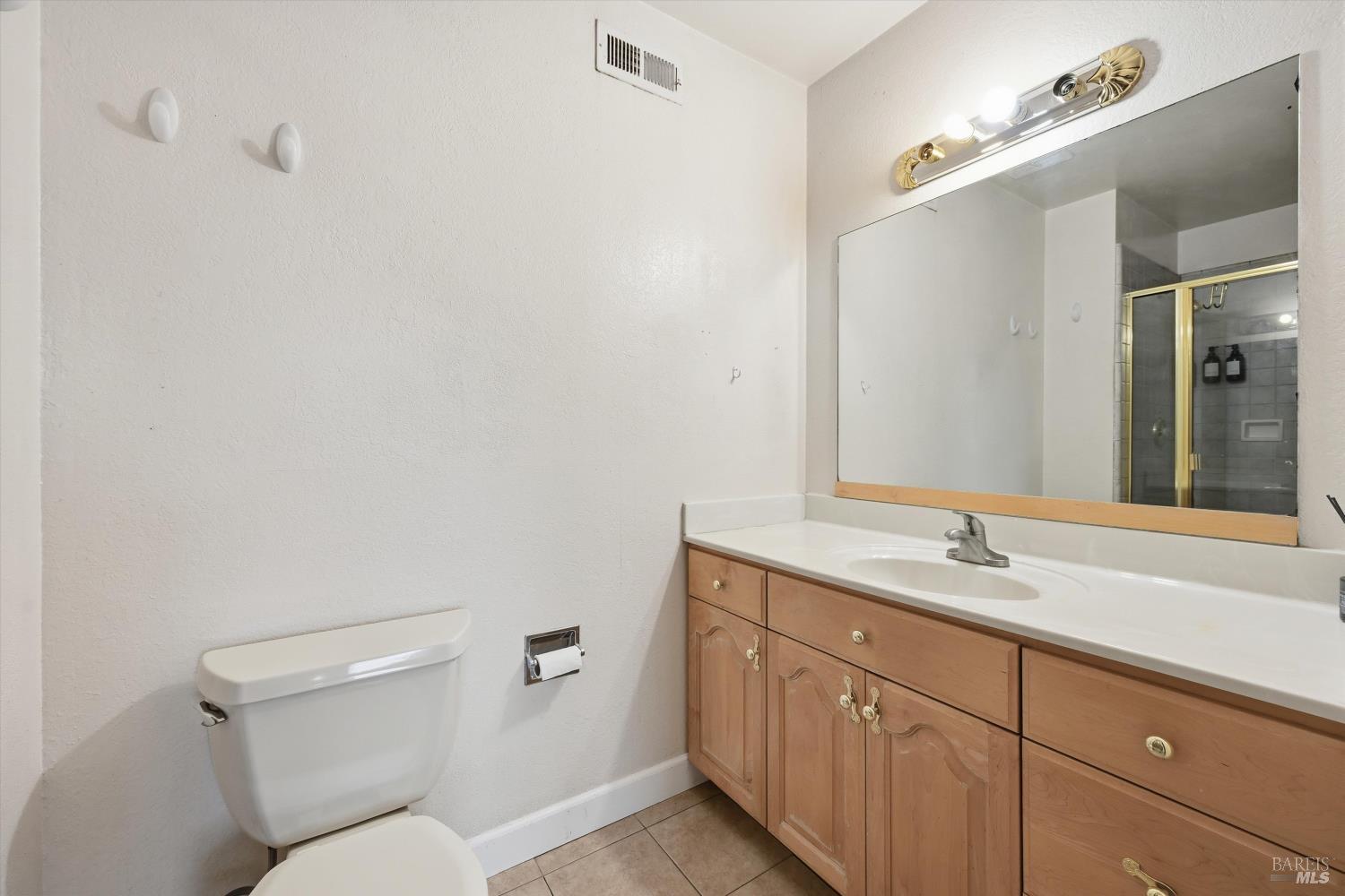 1633 Montana Vista Street Lakeport CA 95453