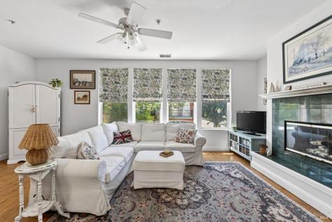 1049 Mcclelland Drive Windsor CA 95492