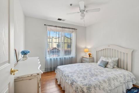 1049 Mcclelland Drive Windsor CA 95492
