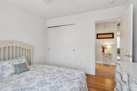 1049 Mcclelland Drive Windsor CA 95492
