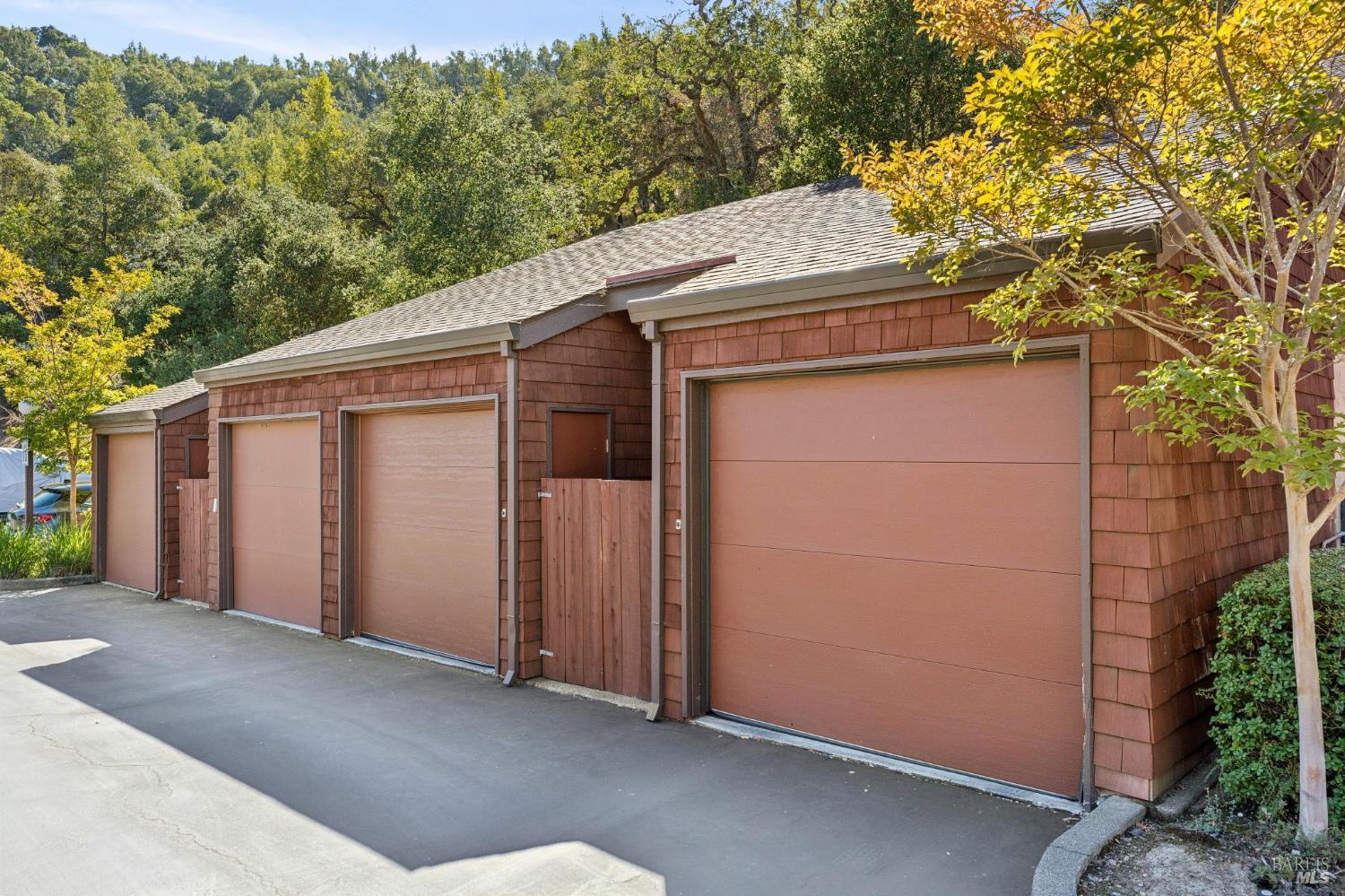 1056 Susan Way Novato CA 94947