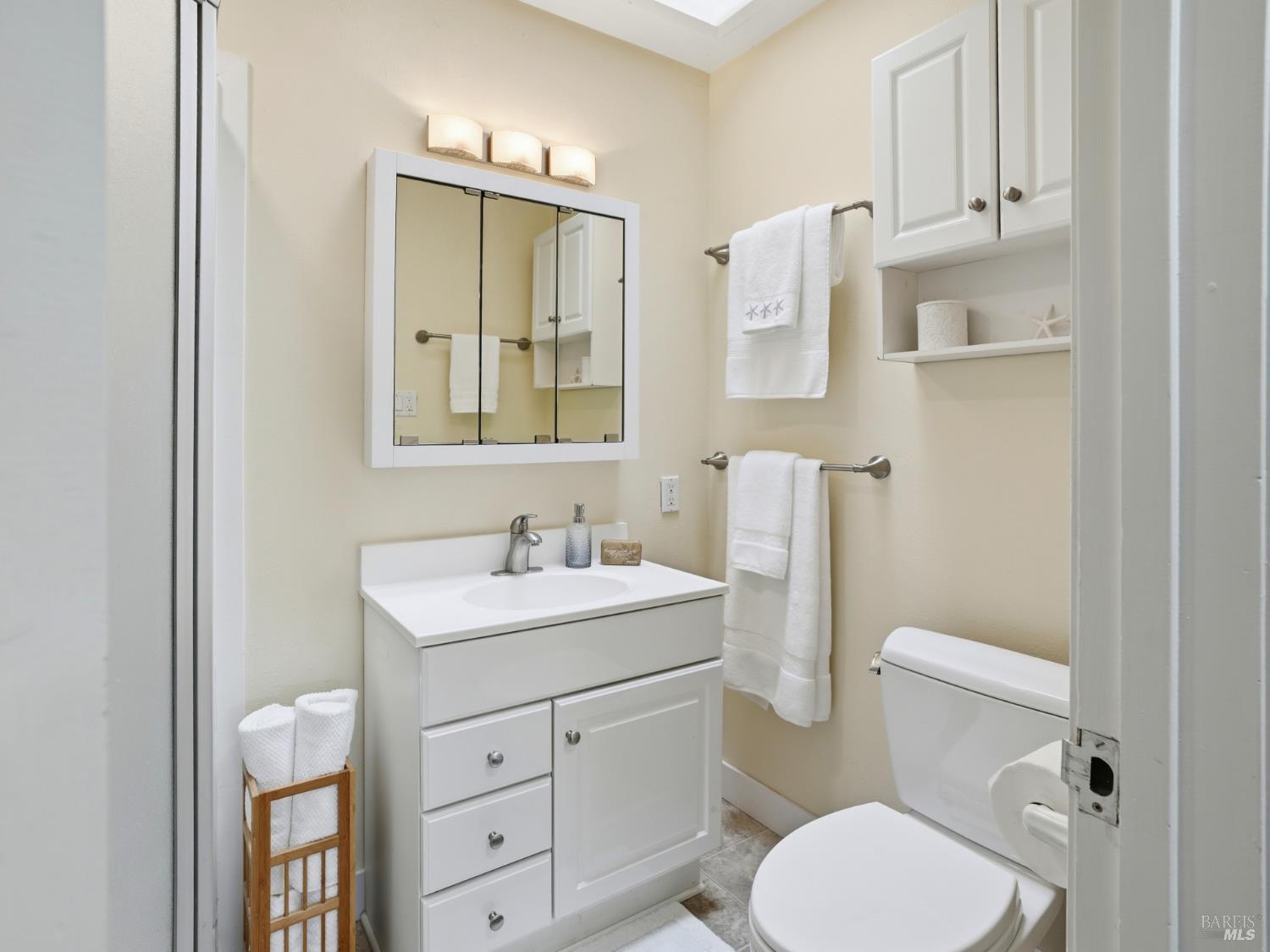 1004-B Los Gamos Road San Rafael CA 94903