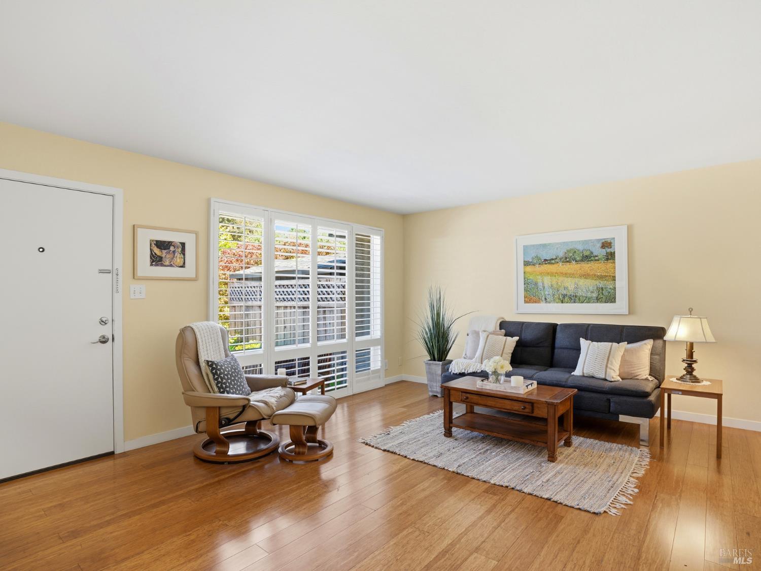 1004-B Los Gamos Road San Rafael CA 94903