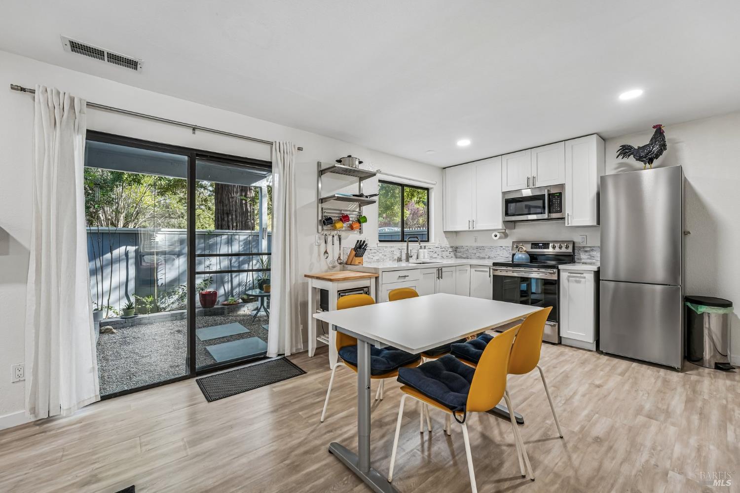 25 Hector Lane Novato CA 94949