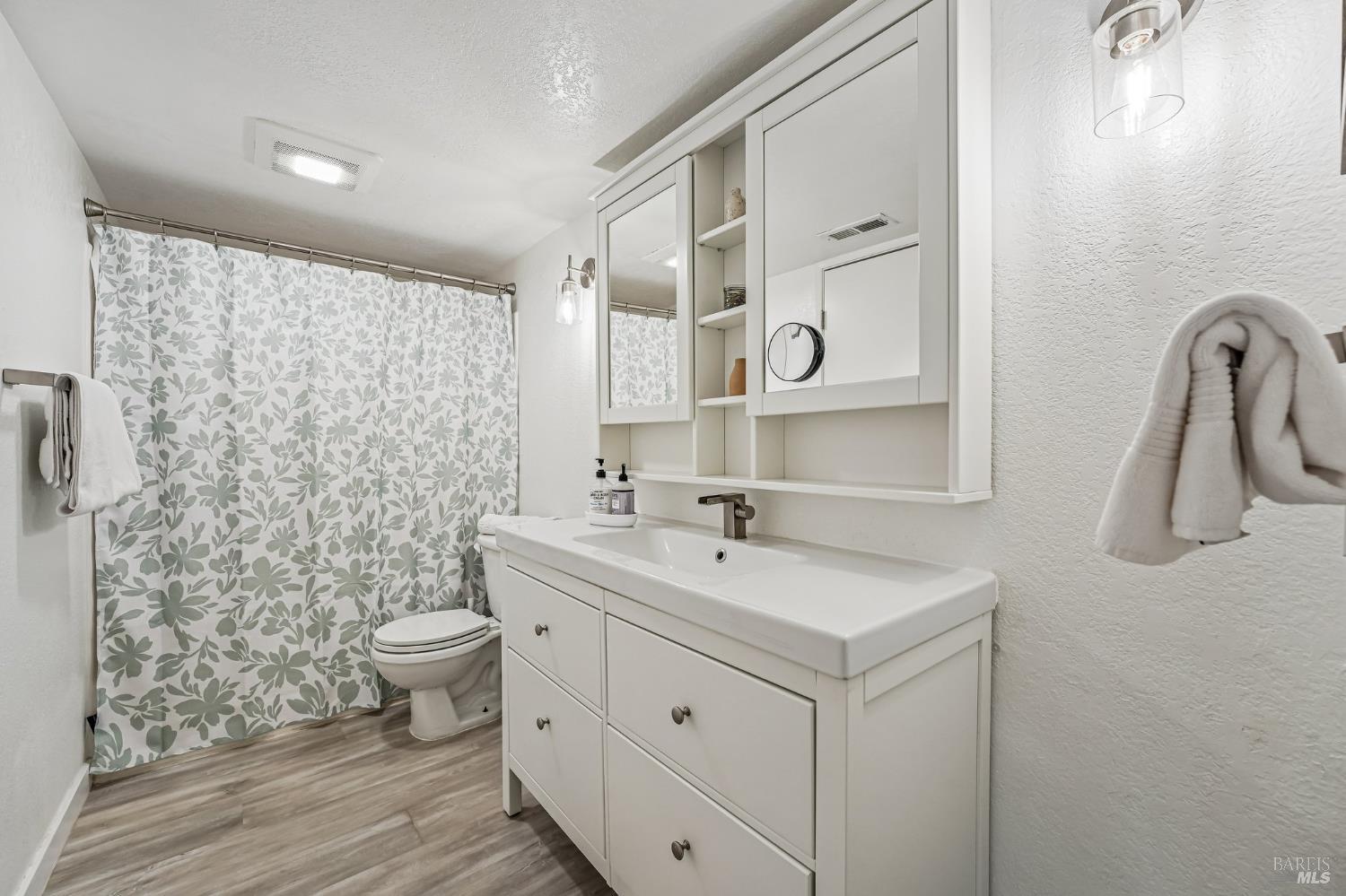 25 Hector Lane Novato CA 94949