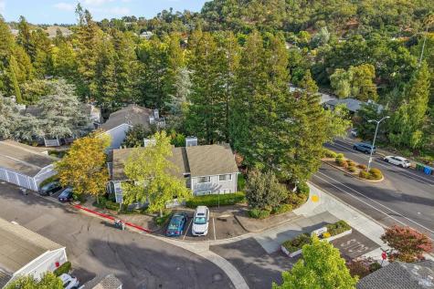 25 Hector Lane Novato CA 94949