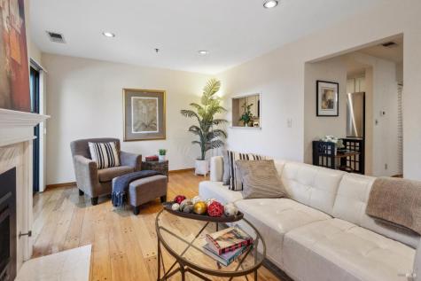 109 Pelican Lane Novato CA 94949