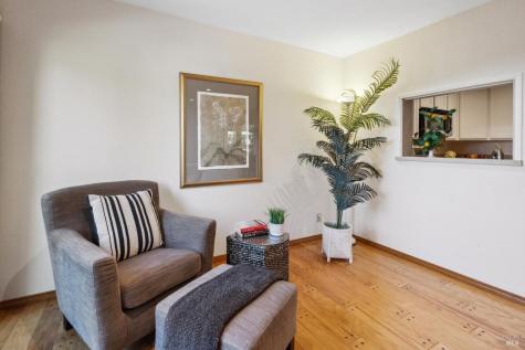 109 Pelican Lane Novato CA 94949