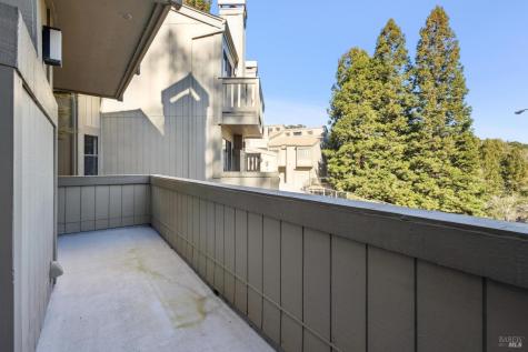 109 Pelican Lane Novato CA 94949