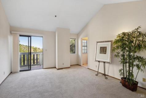 109 Pelican Lane Novato CA 94949