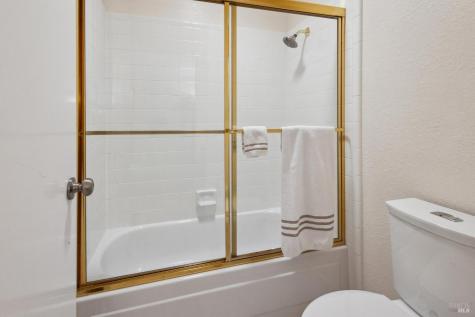 109 Pelican Lane Novato CA 94949