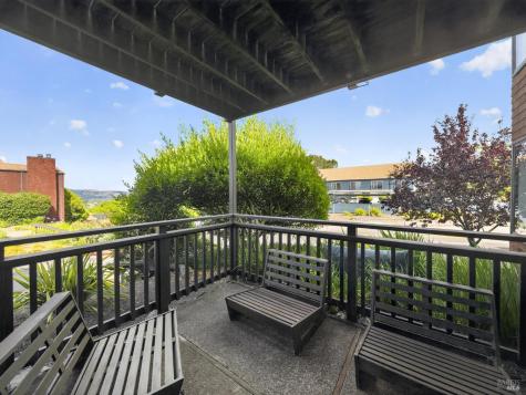 101 Headlands Court Sausalito CA 94965