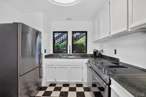 101 Headlands Court Sausalito CA 94965