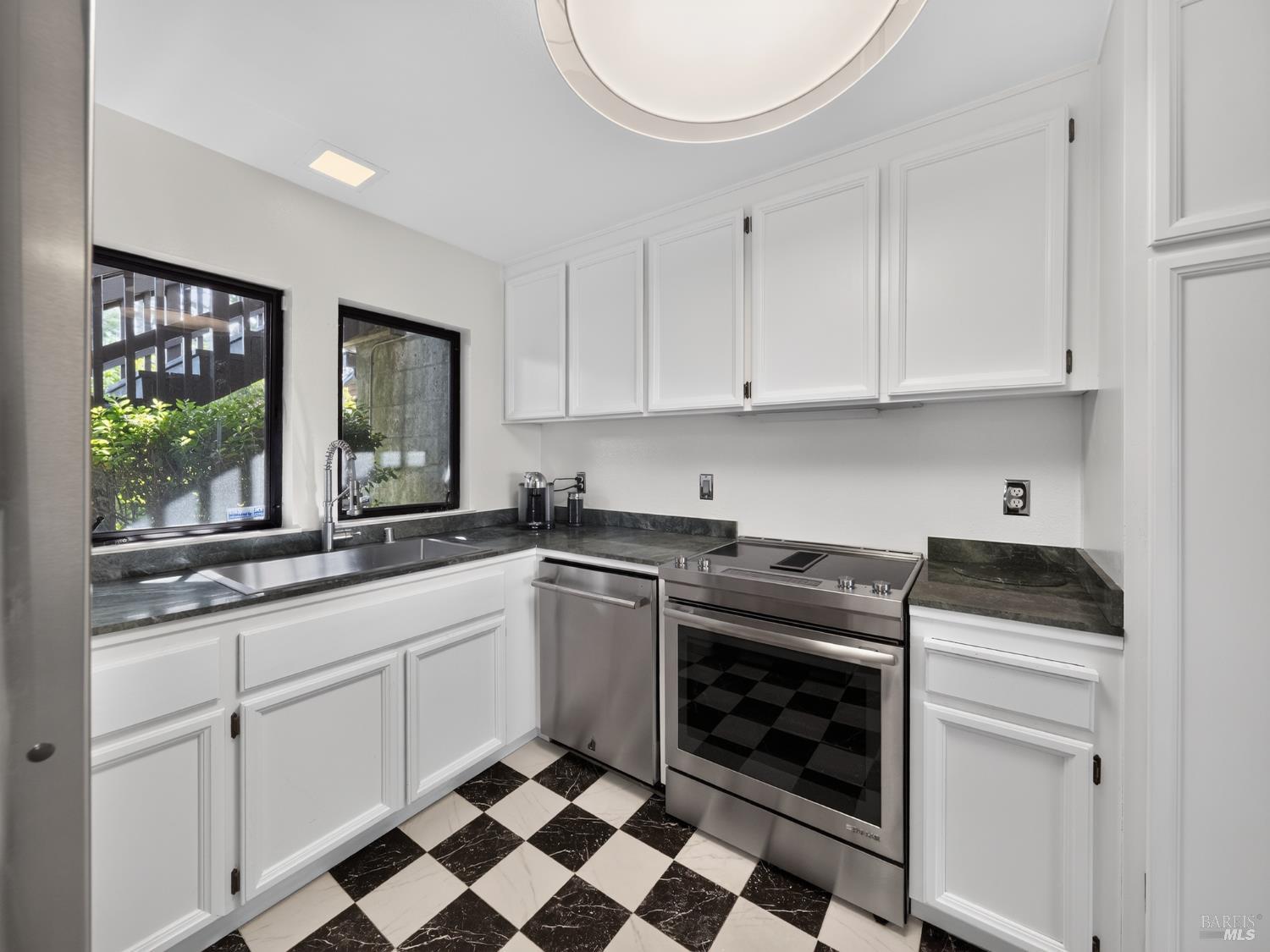 101 Headlands Court Sausalito CA 94965