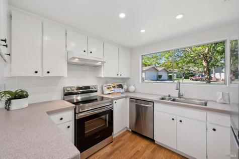 74 Salvatore Drive Novato CA 94949
