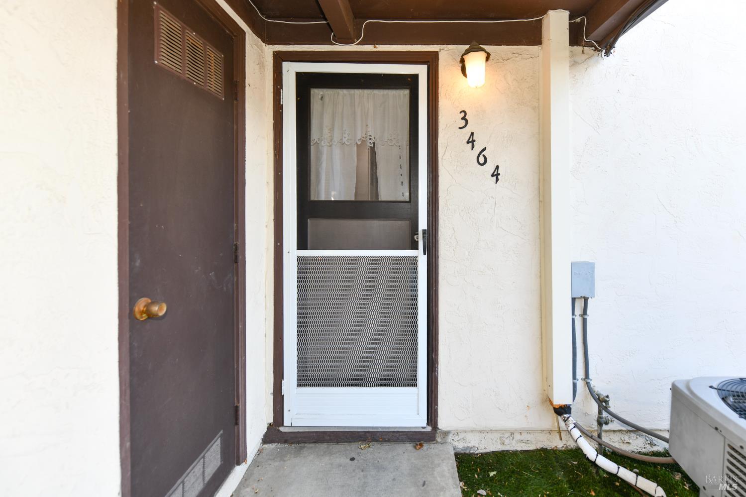 3464 Willis Drive Napa CA 94558