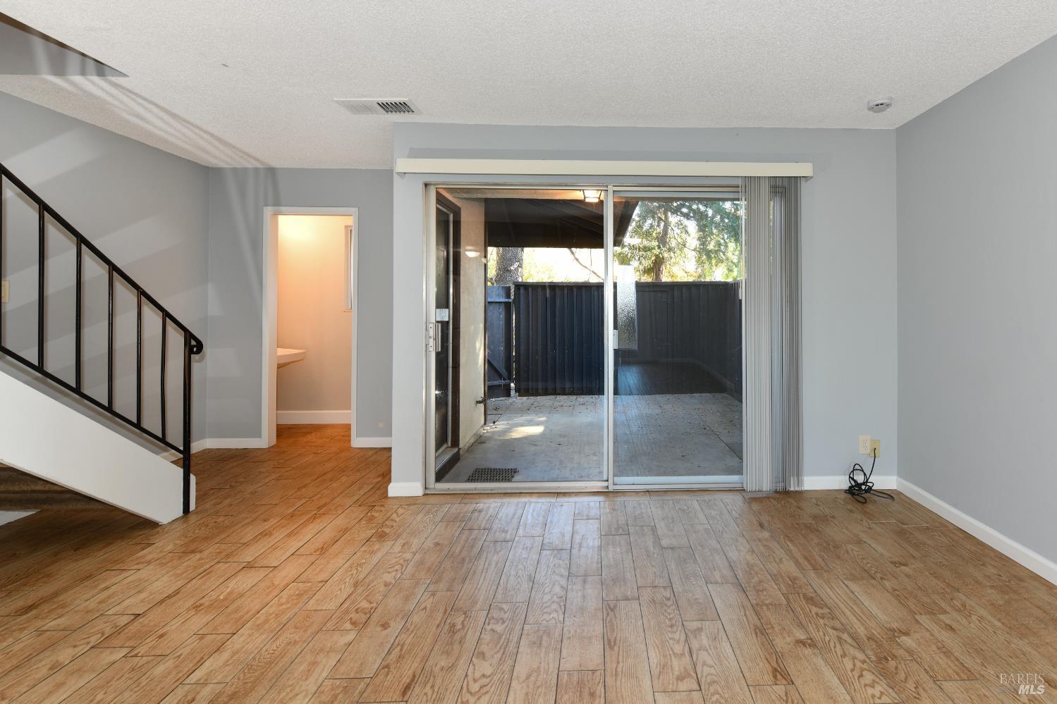 3464 Willis Drive Napa CA 94558