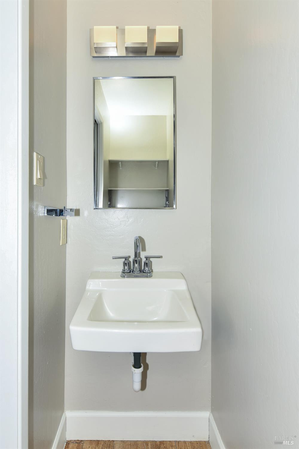 3464 Willis Drive Napa CA 94558