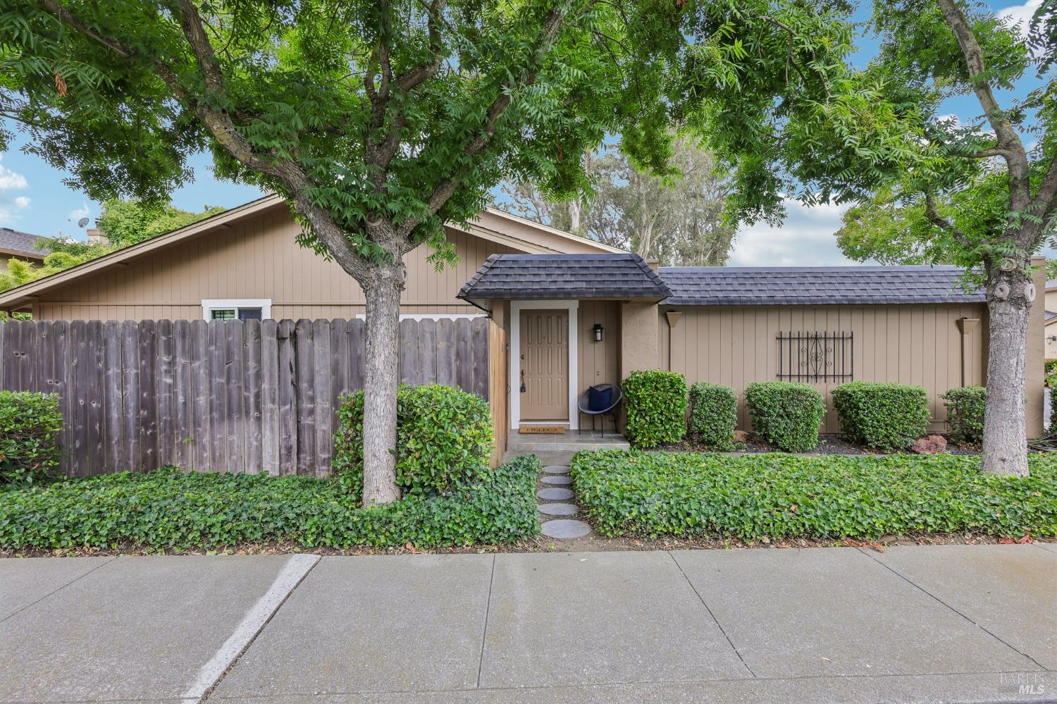 1140 Grove Circle Benicia CA 94510
