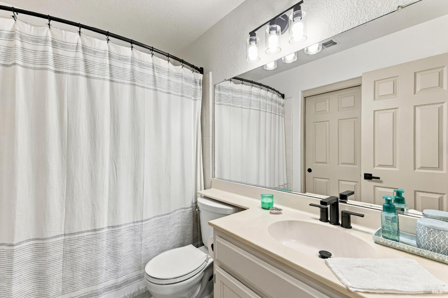 1737 Madeira Circle Petaluma CA 94954
