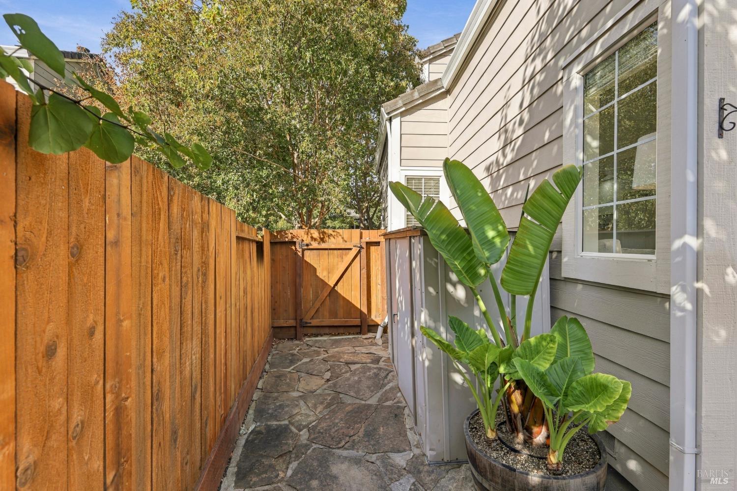 1737 Madeira Circle Petaluma CA 94954