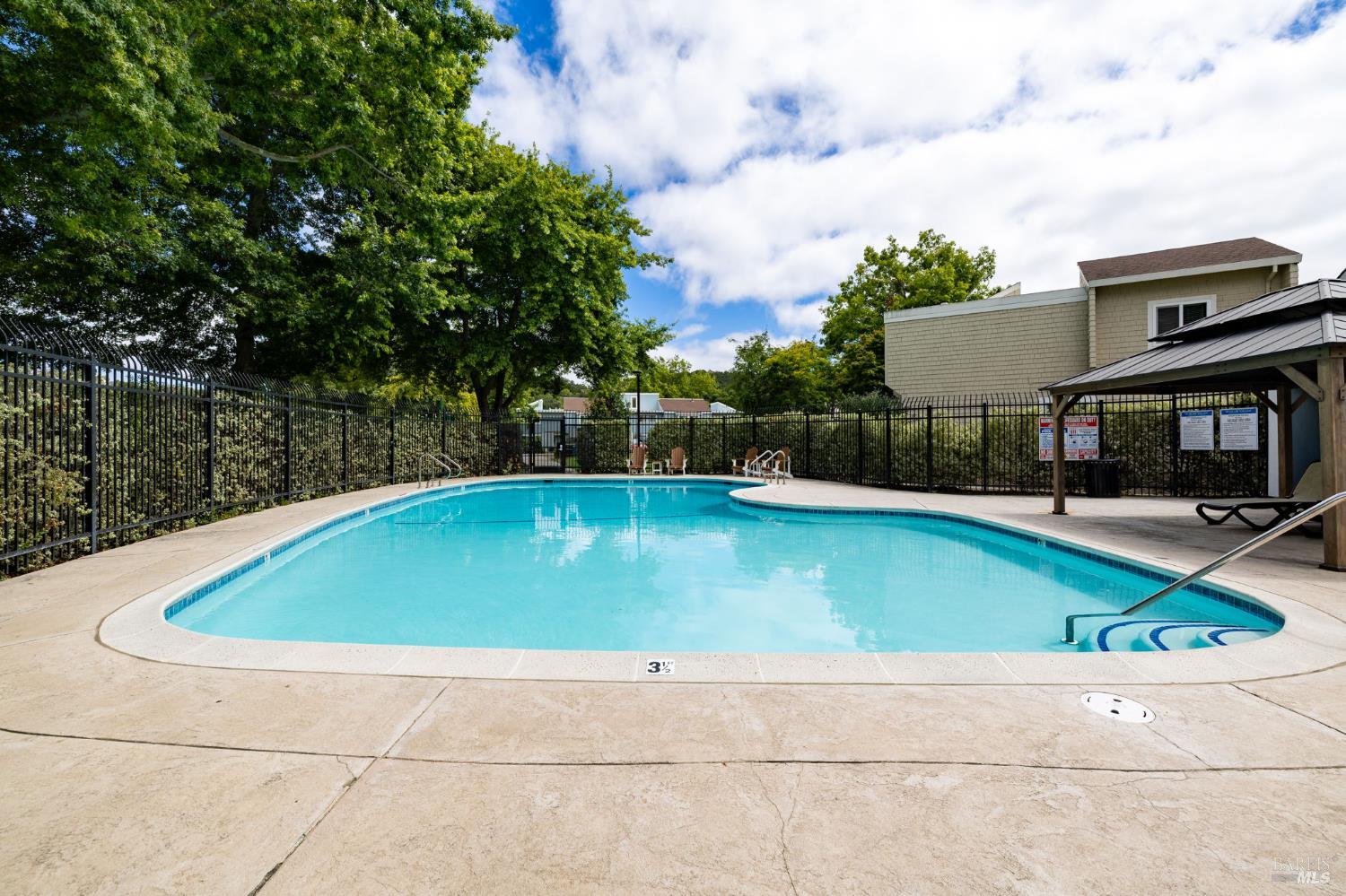 916 Sunnybrae Lane Novato CA 94947