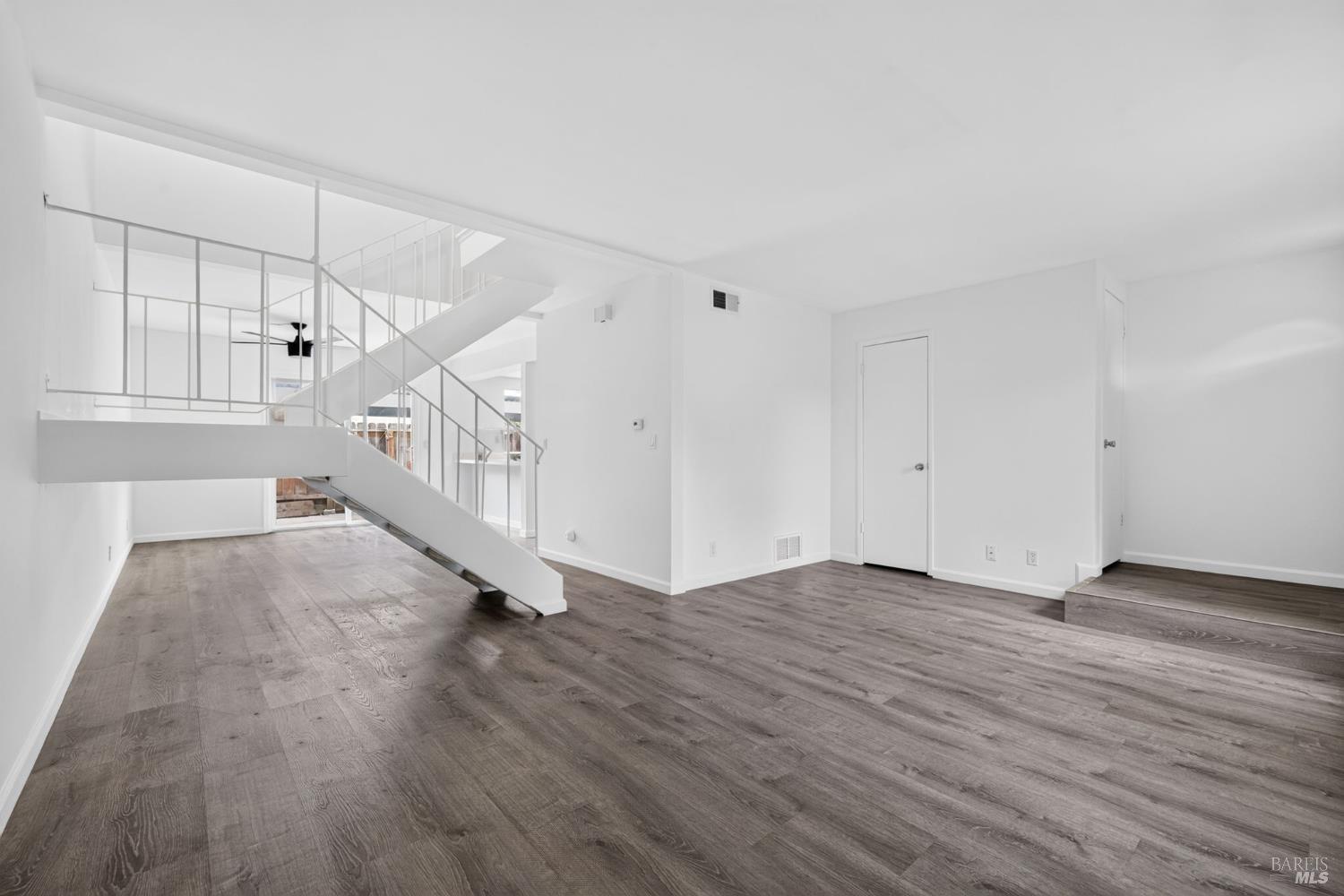 916 Sunnybrae Lane Novato CA 94947