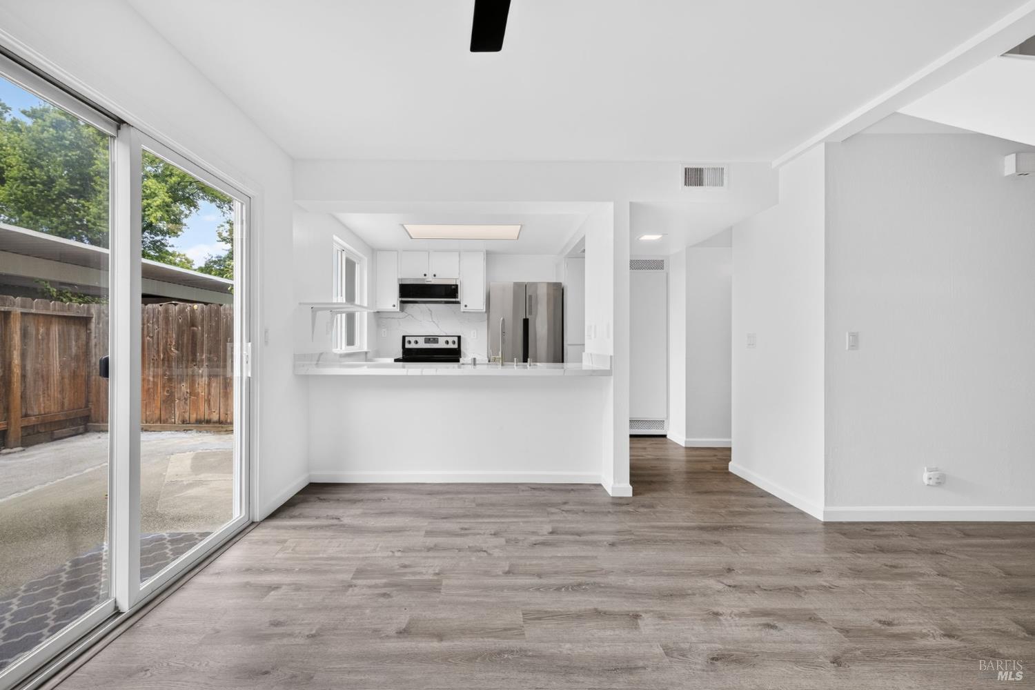 916 Sunnybrae Lane Novato CA 94947