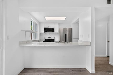 916 Sunnybrae Lane Novato CA 94947