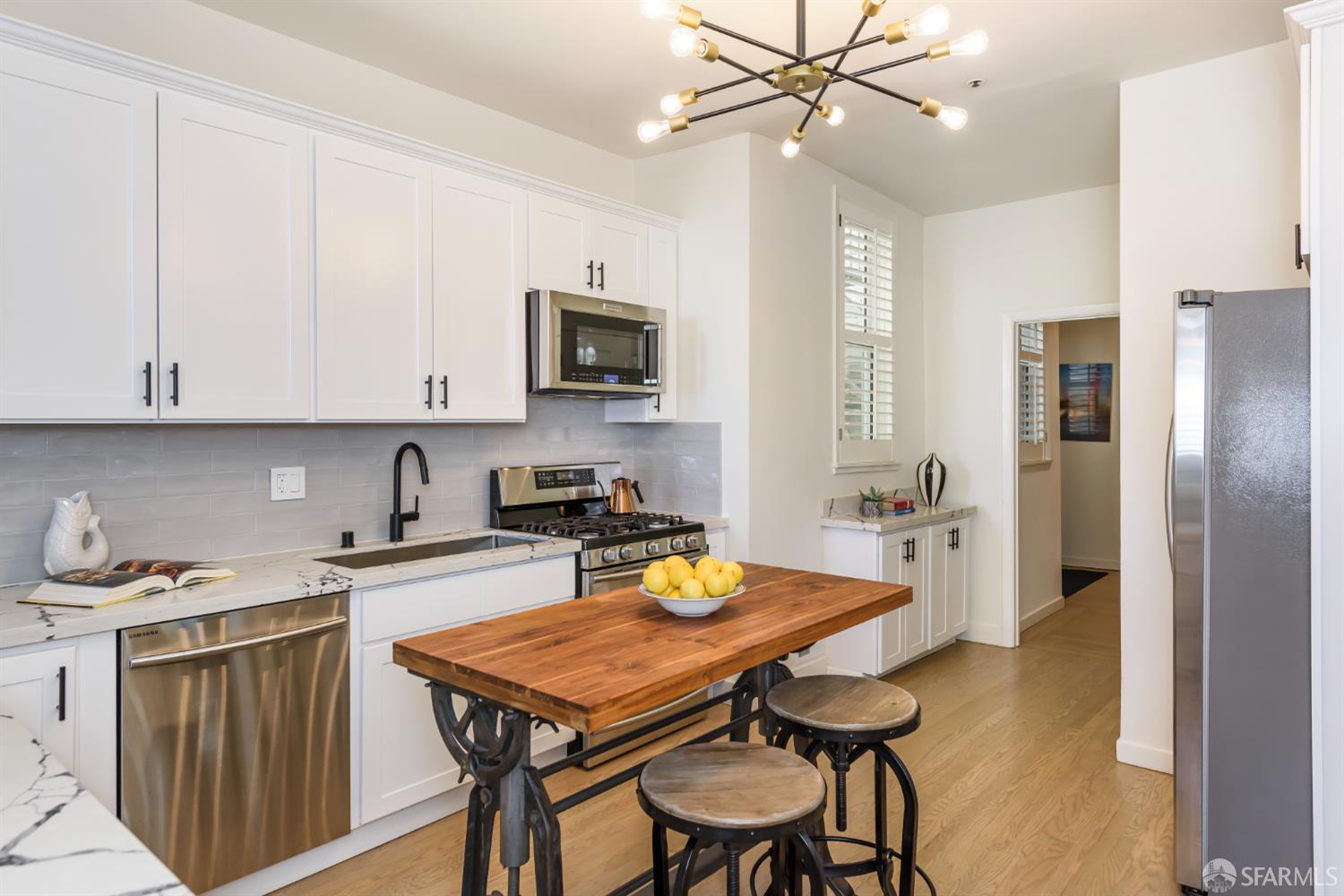 1 Hoffman Avenue San Francisco CA 94114