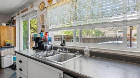 1333 Gold Way Rohnert Park CA 94928