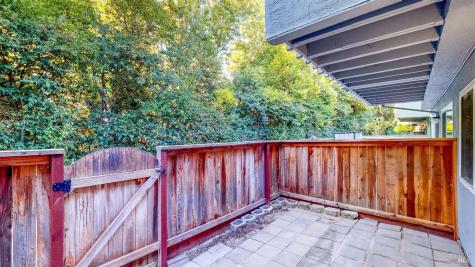 718 Racquet Club Circle Rohnert Park CA 94928