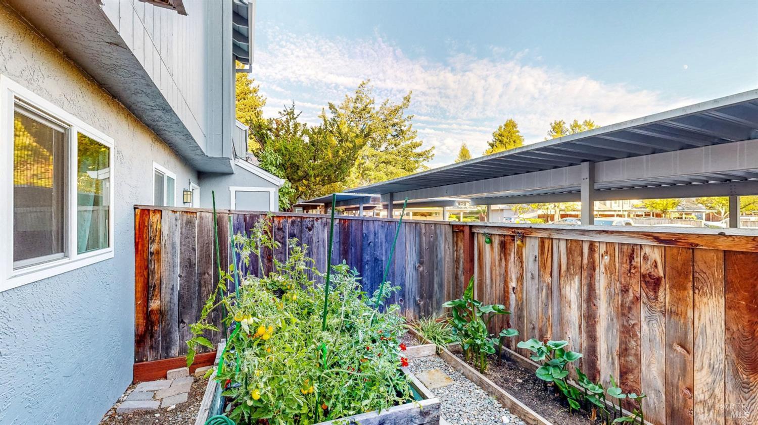 718 Racquet Club Circle Rohnert Park CA 94928