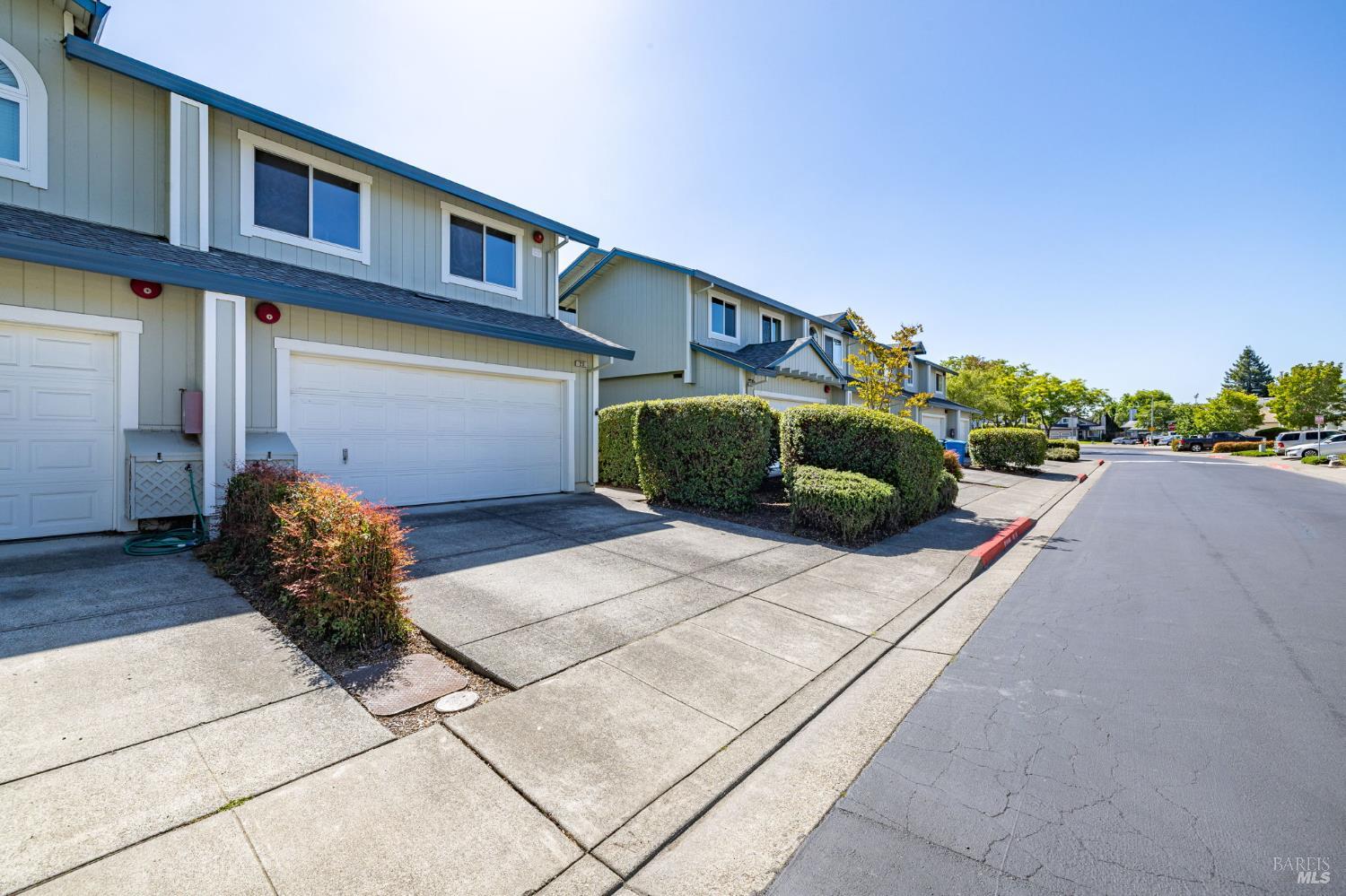 23 Meridian Circle Rohnert Park CA 94928