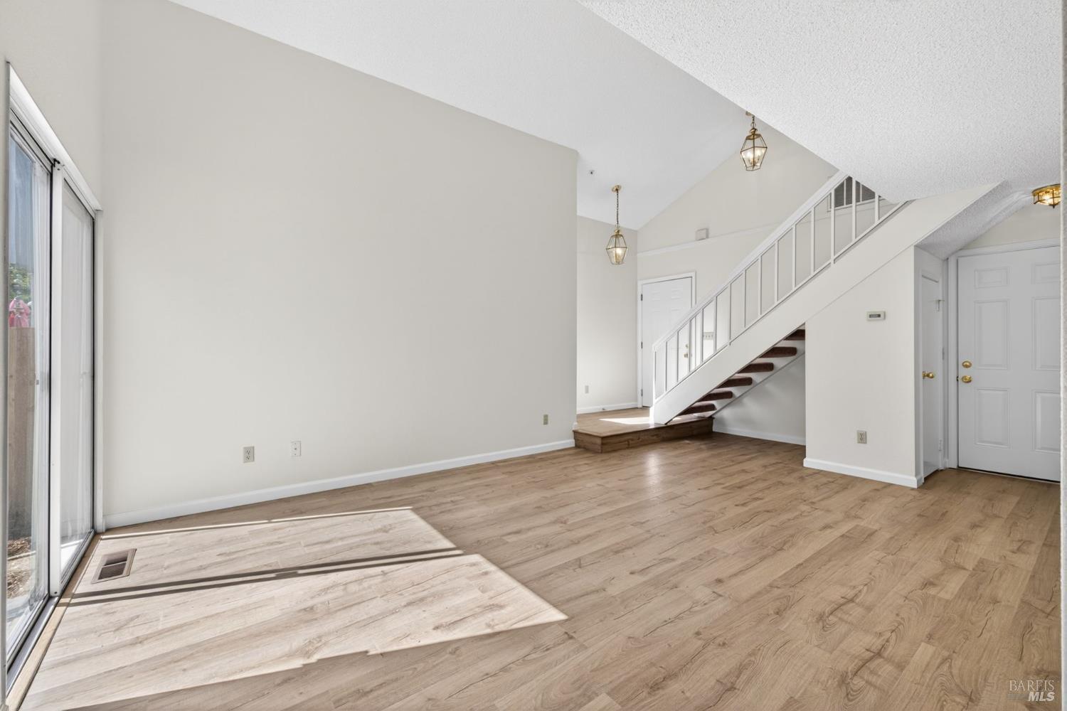23 Meridian Circle Rohnert Park CA 94928