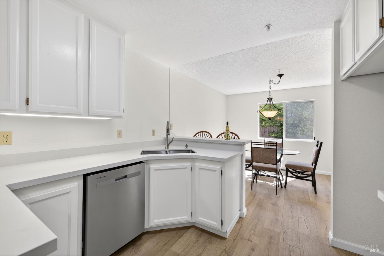 23 Meridian Circle Rohnert Park CA 94928