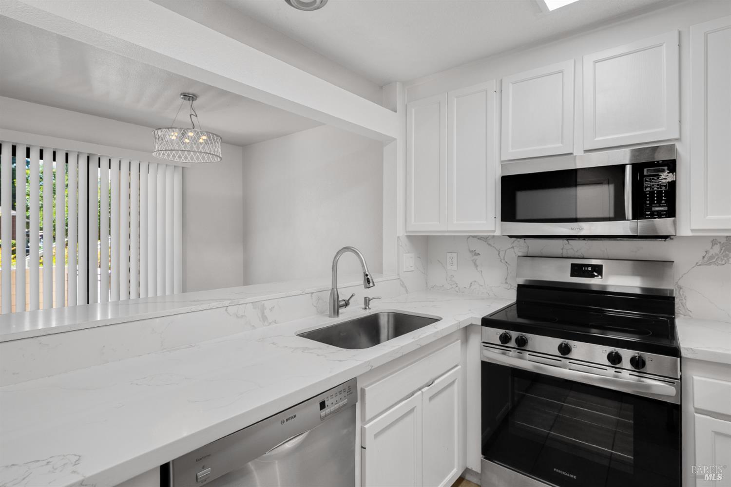 901 Russell Avenue Santa Rosa CA 95403