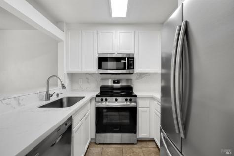 901 Russell Avenue Santa Rosa CA 95403