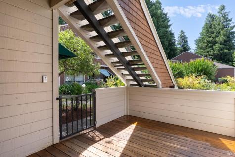 901 Russell Avenue Santa Rosa CA 95403