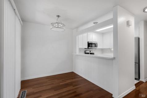 901 Russell Avenue Santa Rosa CA 95403