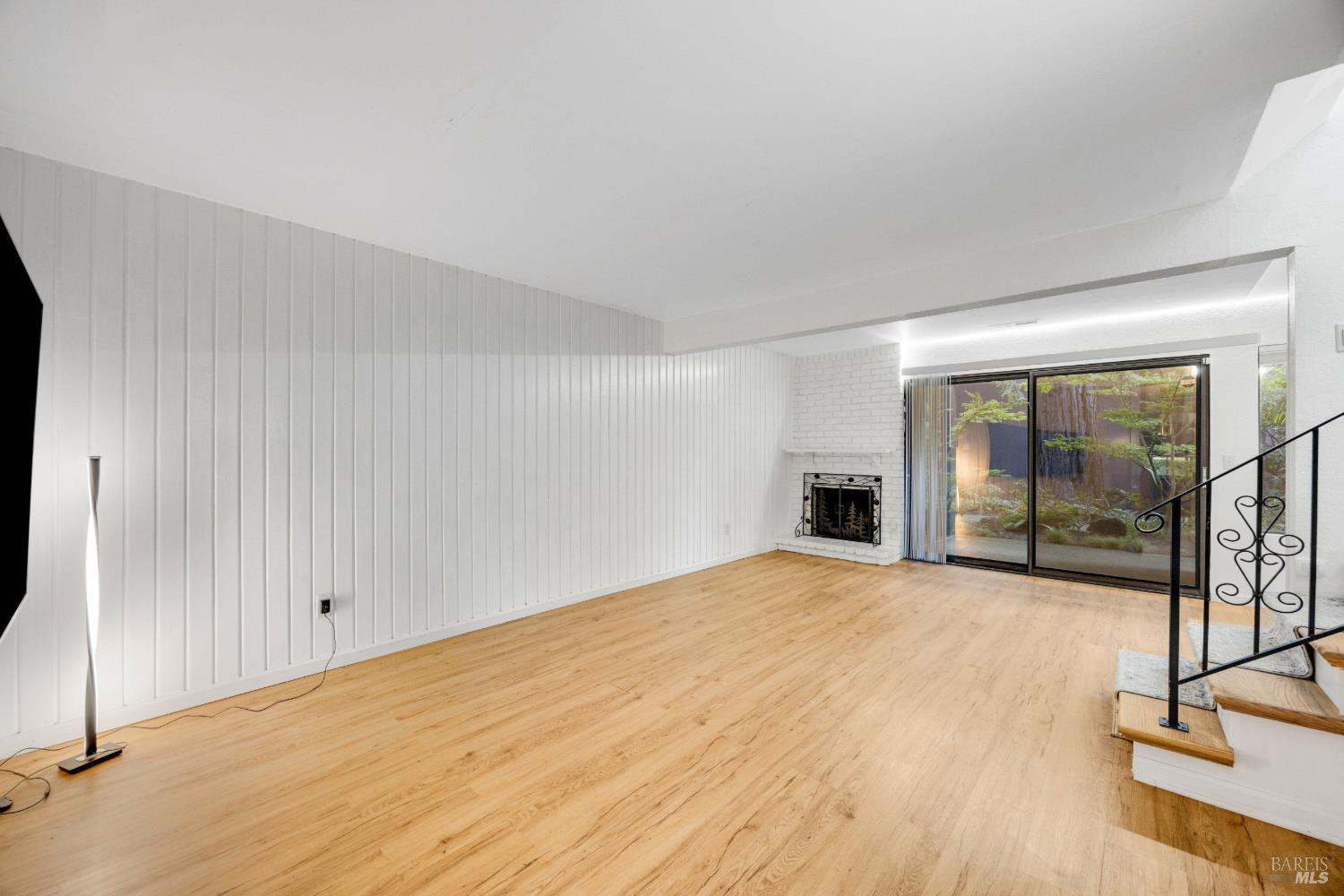 220 Los Alamos Road Santa Rosa CA 95409