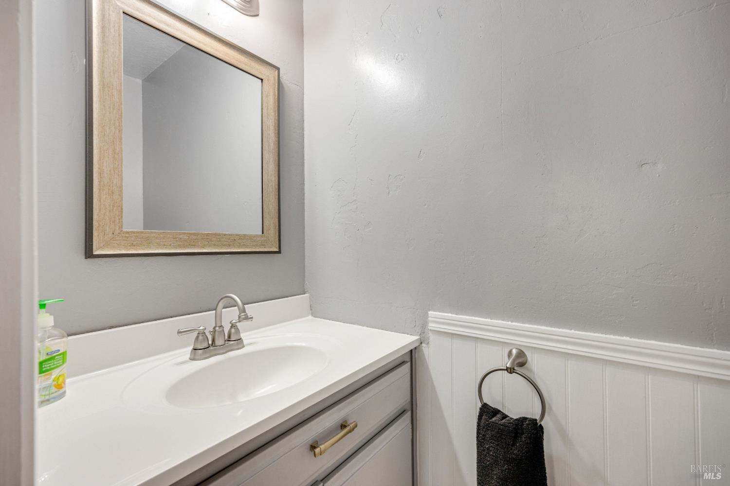 220 Los Alamos Road Santa Rosa CA 95409