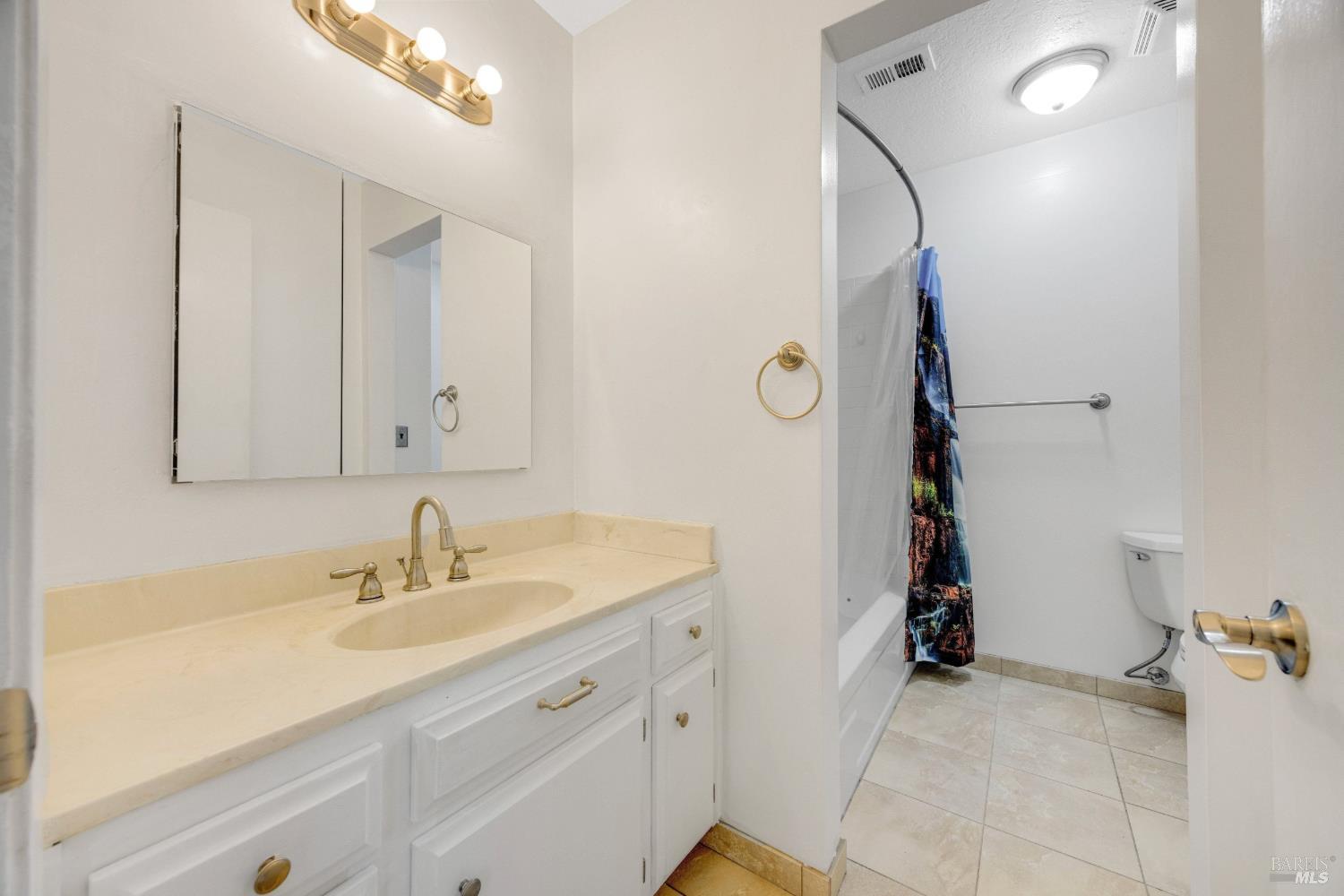 220 Los Alamos Road Santa Rosa CA 95409