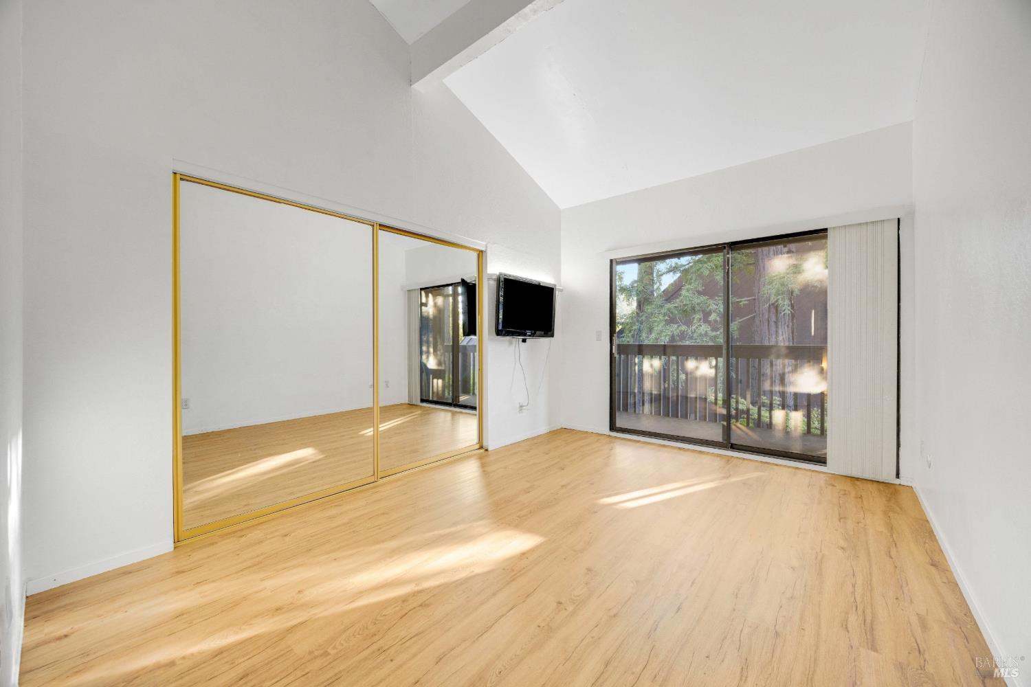 220 Los Alamos Road Santa Rosa CA 95409