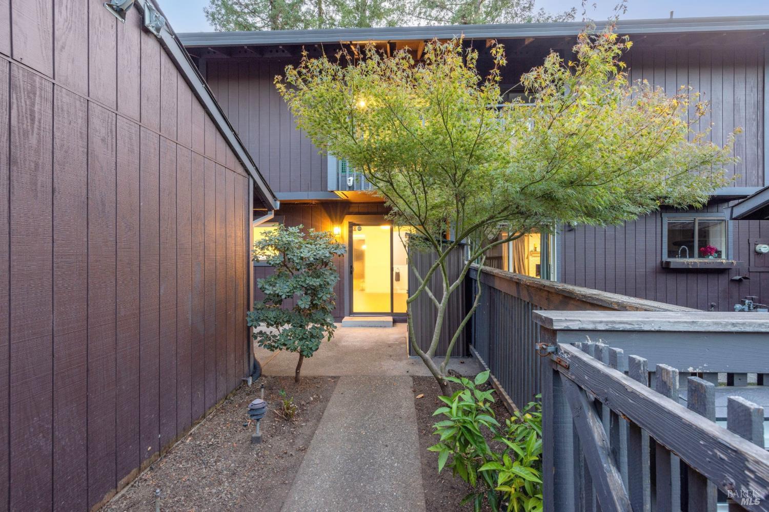 220 Los Alamos Road Santa Rosa CA 95409