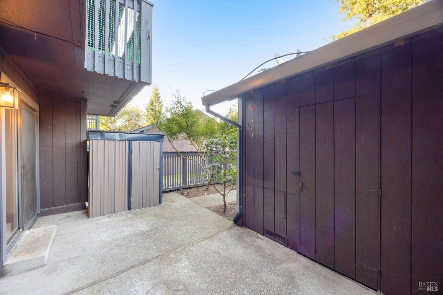 220 Los Alamos Road Santa Rosa CA 95409